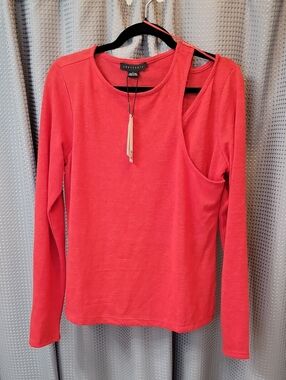 NWT Sanctuary Cut Out Red Top Size L